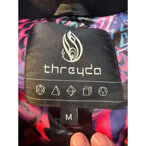 Threyda Onyx jacket, featuring art by Fabian Jimenez Sz M - Picture 3 of 8